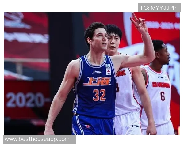 重庆篮球队与深圳篮球队赛后状态分析与复盘探讨